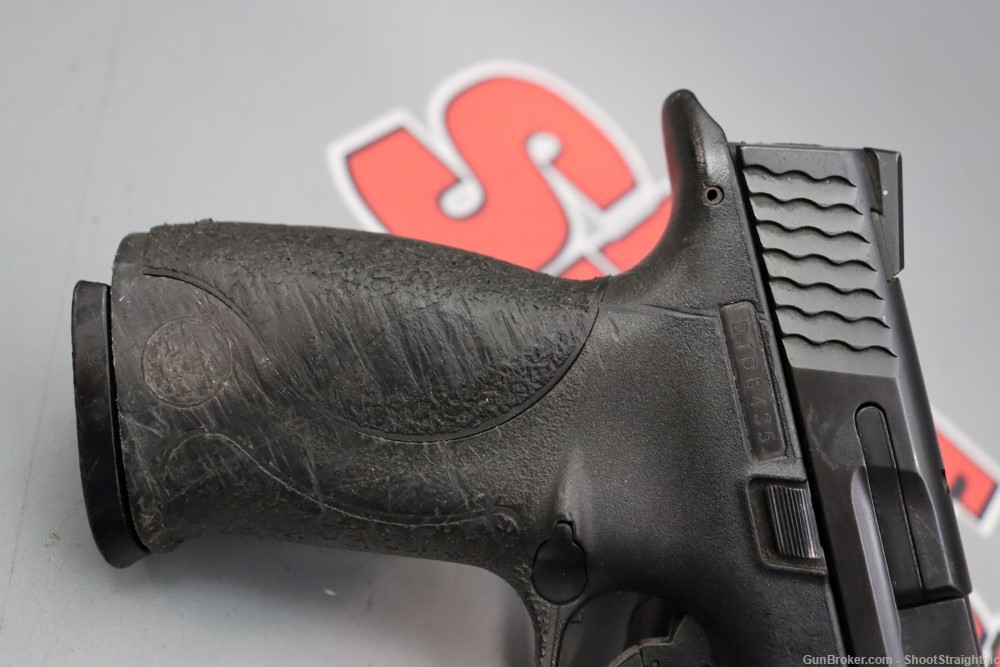 Smith & Wesson M&P40 4.25" .40S&W -img-12