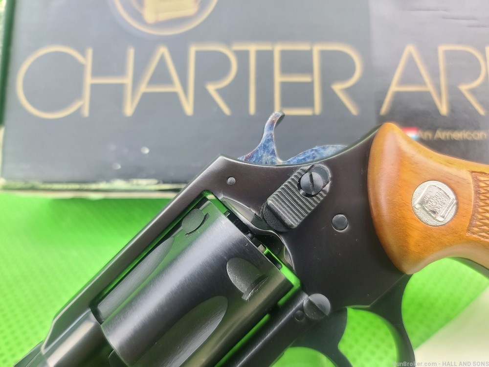 Charter Arms * UNDERCOVER * 38 Special * 2" NEW OLD STOCK IN ORIGINAL BOX-img-34