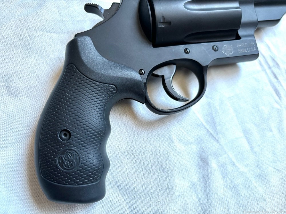 Smith & Wesson Governor .45 Colt .45 ACP .410 Gauge -img-7