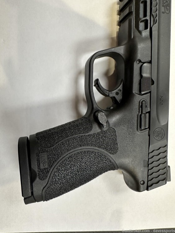 USED SMITH & WESSON M&P9 9MM-img-7