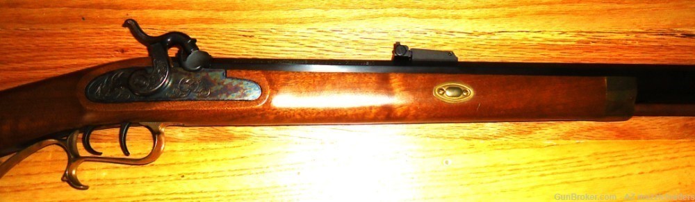 Thompson Center 50 Cal Hawken Percussion, New/Unfired, Figured Walnut Stock-img-0