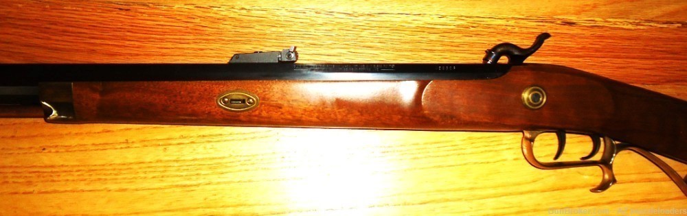 Thompson Center 50 Cal Hawken Percussion, New/Unfired, Figured Walnut Stock-img-10