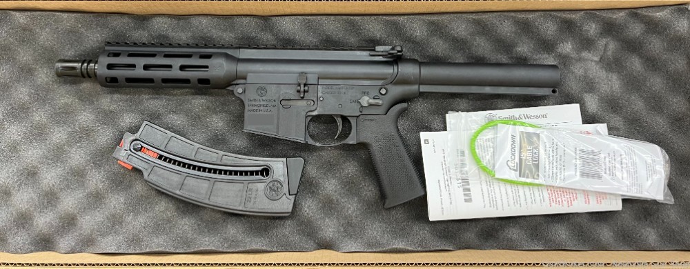 Smith and Wesson .22 pistol 15-22 25rd 8in 13321 NEW-img-0