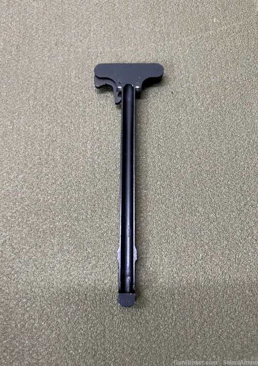 COLT Early M16 Charging Handle Black - Excellent condition-img-2