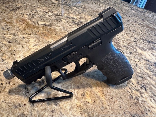 NO RESERVE AUCTION - USED HK VP9-img-2