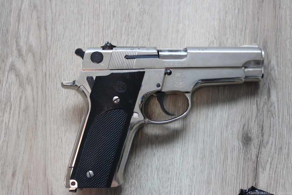 Smith & Wesson Model 59 Nickel 9mm-img-4