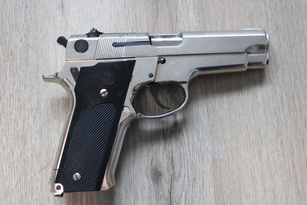 Smith & Wesson Model 59 Nickel 9mm-img-0