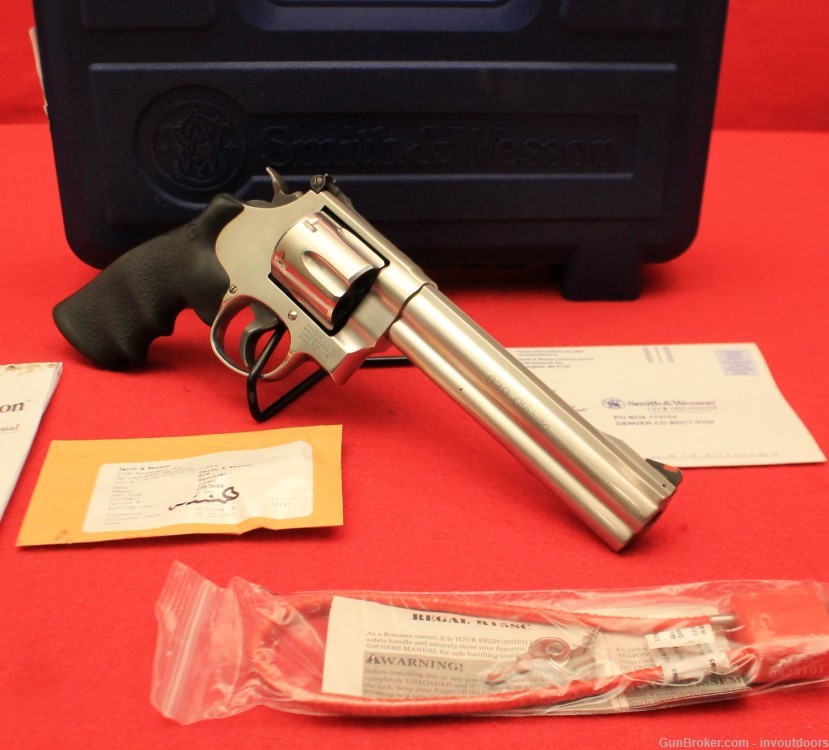 Smith & Wesson 629-6 .44 mag 6.5" Stainless W/box & papers Revolver.-img-0