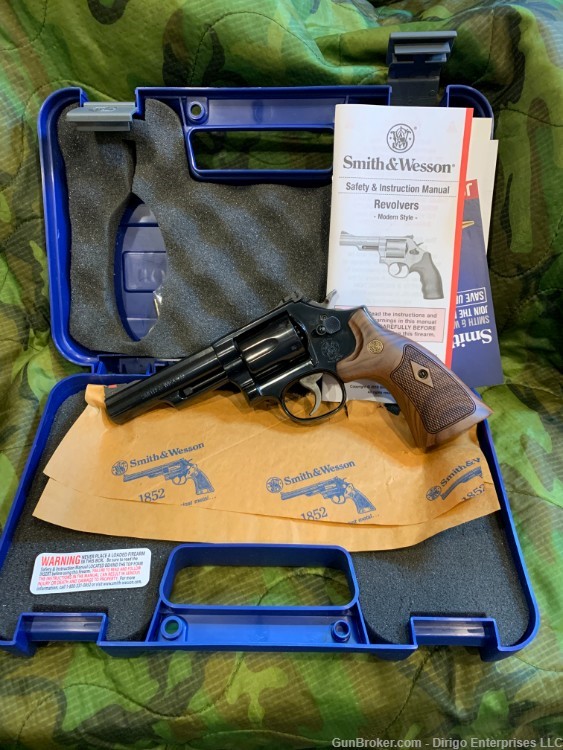 Smith & Wesson Model 19 Classic .357 Magnum 4.25" Excellent -img-0