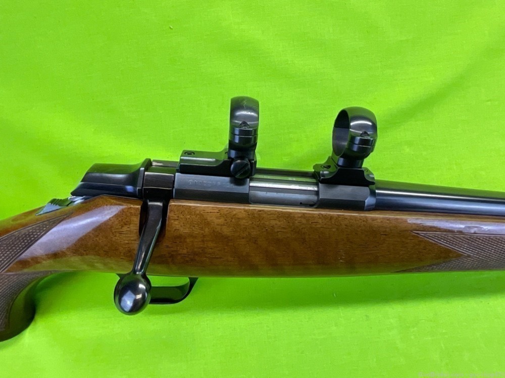 Browning A-Bolt 22 LR Rimfire Deluxe 5 Round Leupold Bases Rosewood Gloss -img-5