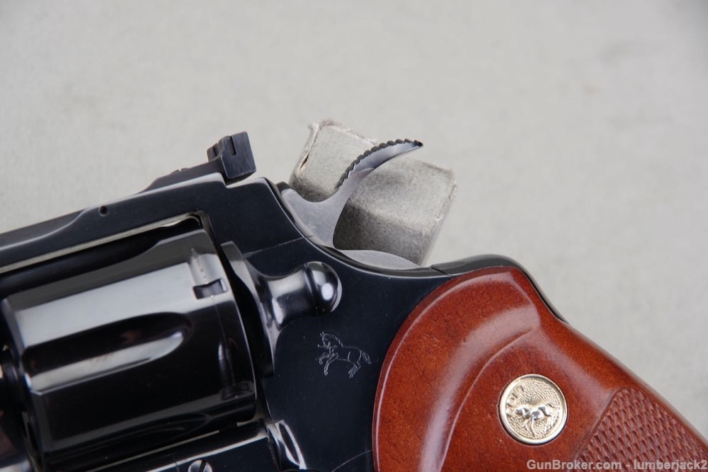 1978 Colt Python 357 Magnum 4'' Blue with Original Box & Papers 98%-img-9