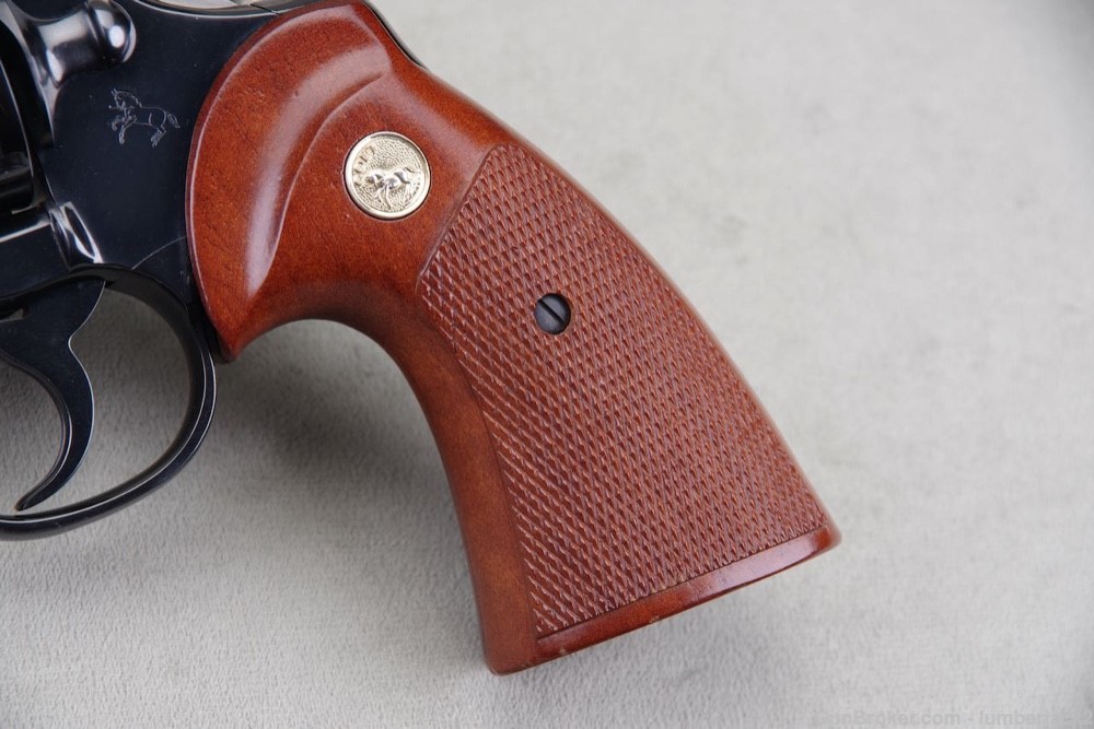 1978 Colt Python 357 Magnum 4'' Blue with Original Box & Papers 98%-img-11