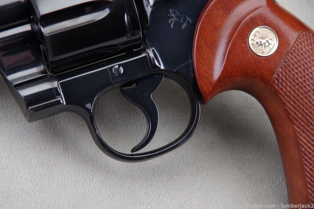 1978 Colt Python 357 Magnum 4'' Blue with Original Box & Papers 98%-img-10