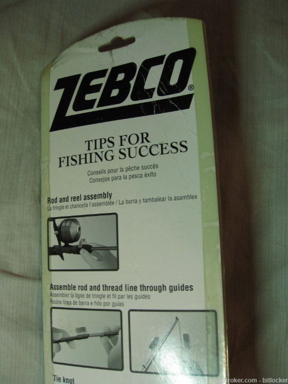 Zebco 202 Fishing Kit Gift NIB New Sealed Lures , Rod Reel All Set-img-1