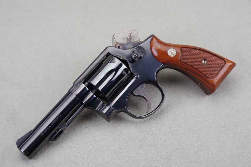 1974 Smith & Wesson 10-6 38 Special 4'' Blue with Original Box & Manual-img-34