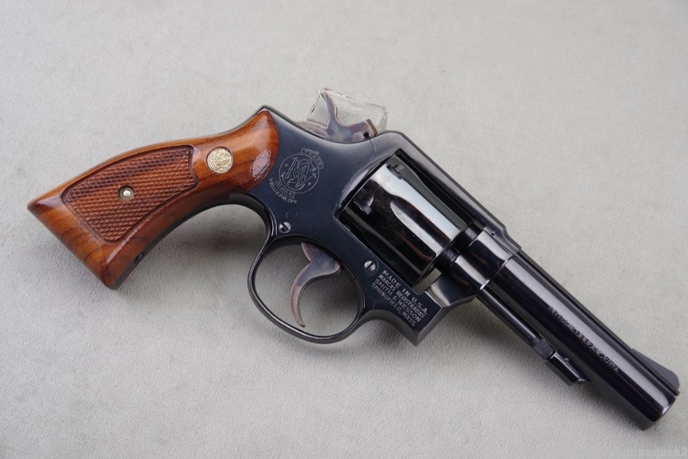 1974 Smith & Wesson 10-6 38 Special 4'' Blue with Original Box & Manual-img-33