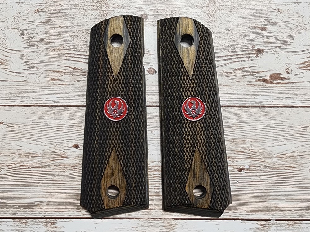 RUGER SR1911 1911 WOOD GRIPS DIAMOND CHECKERED W/ RUGER EMBLEM *NO CC FEES -img-0
