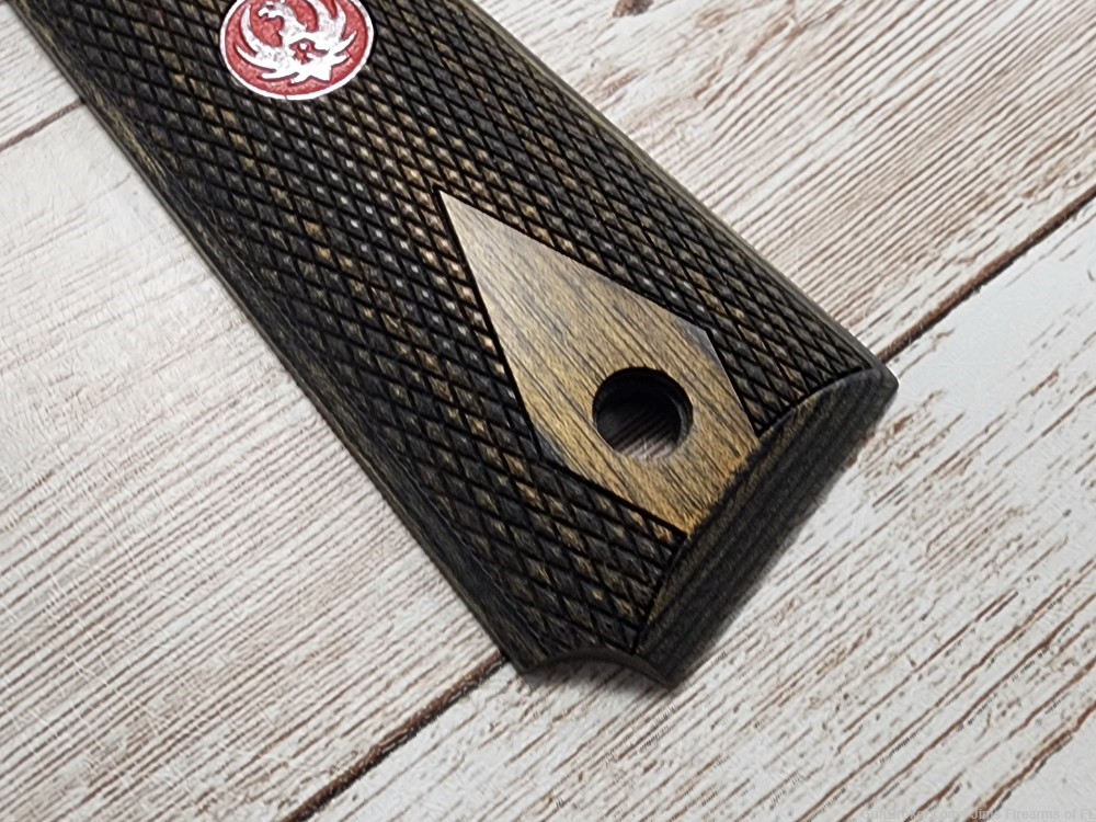 RUGER SR1911 1911 WOOD GRIPS DIAMOND CHECKERED W/ RUGER EMBLEM *NO CC FEES -img-2