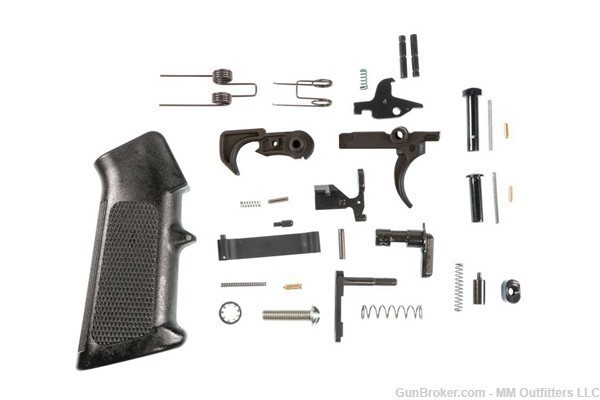 S&W AR-15 Complete Lower Parts Kit with Grip 1085634 NIB No Credit Card Fee-img-0