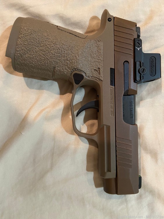 Sig Sauer P365XL, Holosun EPS Carry, 5 Mags (10 Rounds - NYS Legal), 9MM-img-3