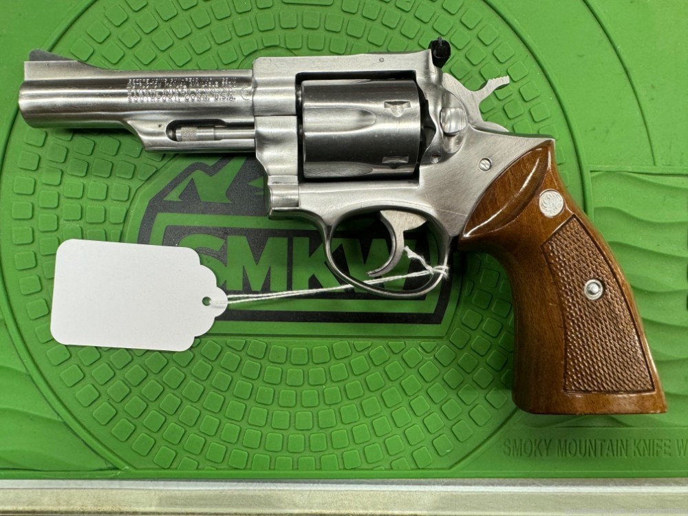 RUGER SECURITY SIX 4" BARREL 357 MAG STAINLESS STEEL  MFR 1979-img-0