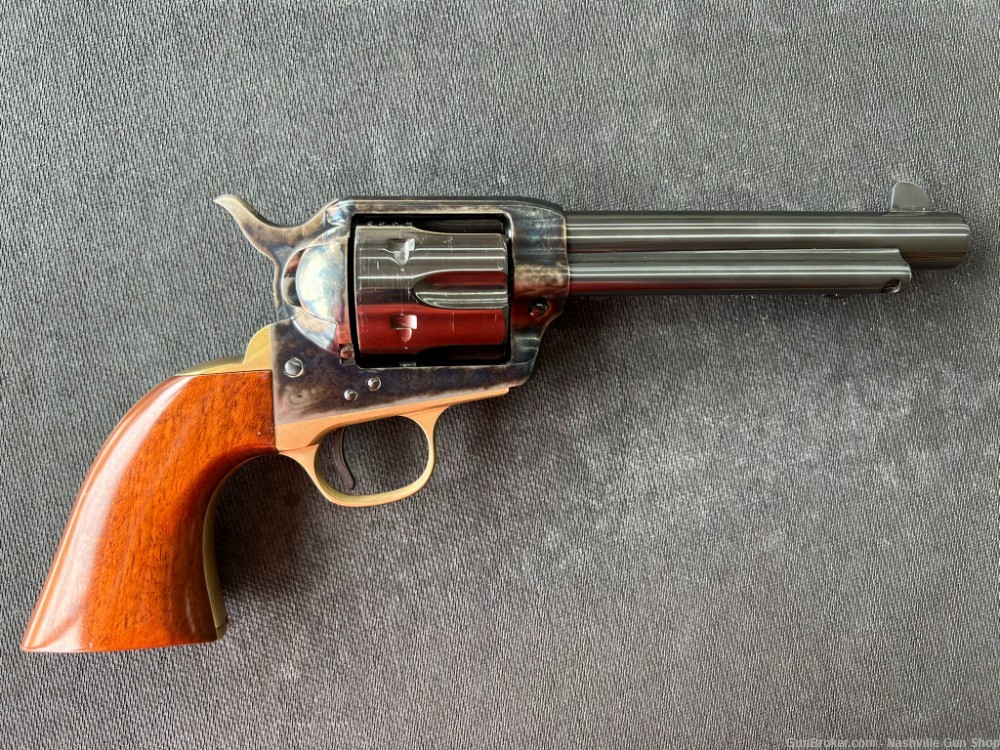 Uberti 1873 Cattleman .45 Colt 5.5" Barrel, Brass *USED*-img-0