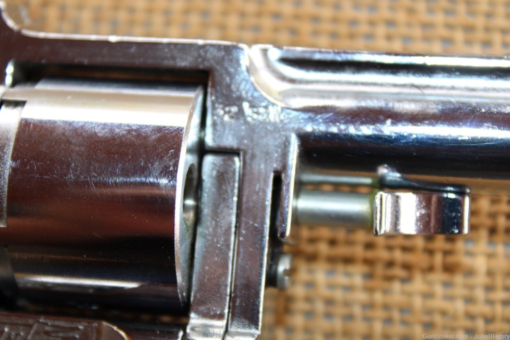 Clerke Model CF 32-200 .32 S&W 5 Shot Revolver Rosewood Grips 2" BBL -img-7