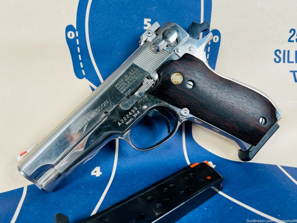 Smith and Wesson 39-2 4" RARE GORGEOUS NICKEL 9mm *GREAT S&W HISTORY* CLEAN-img-28