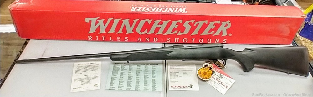 Winchester 70 Classic SM 7mm Rem Mag 26" Bolt-Action CF Rifle MFG 1990"s-img-1