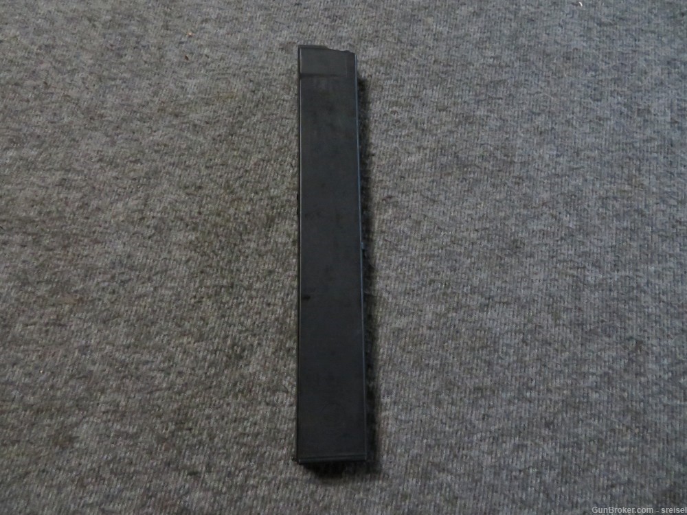 GOOD CONDITION COBRAY M13 MAGAZINE IN 9mm CALIBER THAT HOLDS 32 ROUNDS-img-0