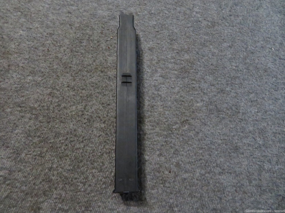 GOOD CONDITION COBRAY M13 MAGAZINE IN 9mm CALIBER THAT HOLDS 32 ROUNDS-img-4
