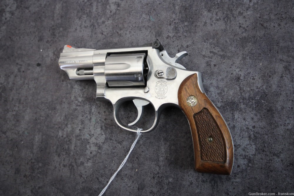 Smith & Wesson Model 66-2 in 357 Mag with 2.5" Barrel.-img-0