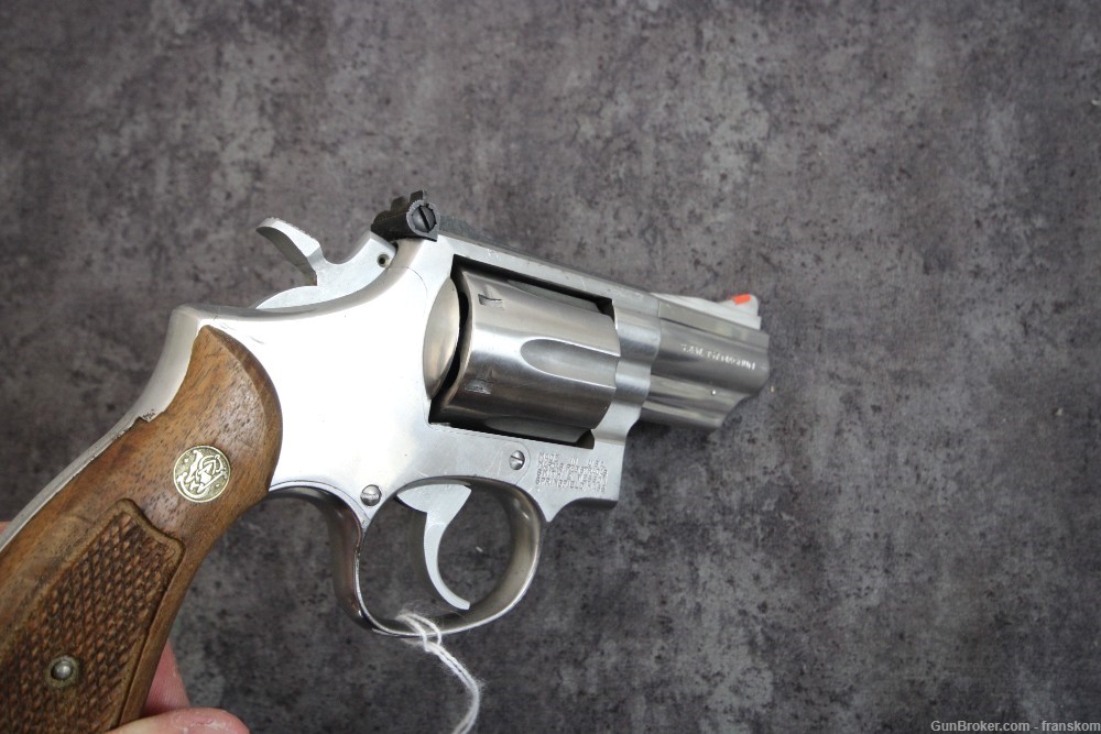 Smith & Wesson Model 66-2 in 357 Mag with 2.5" Barrel.-img-2