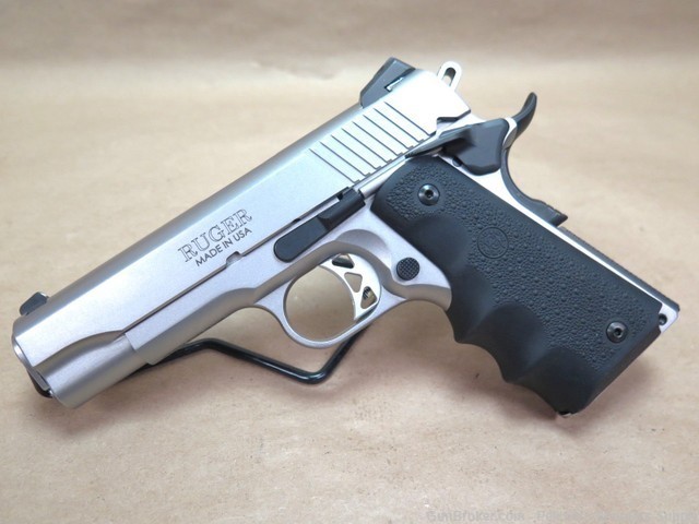Ruger SR1911 Commander Style Stainless Steel 45ACP 6702 Like New in Box-img-7