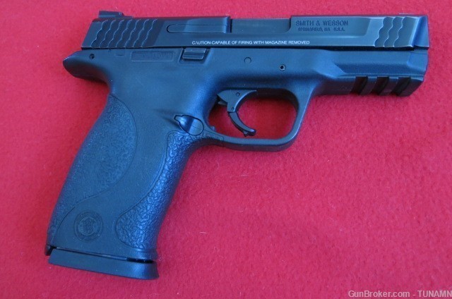 Smith&Wesson M&P 45 With A 4"Barrel Melonite Finish Polymer Frame 98% Nice-img-1