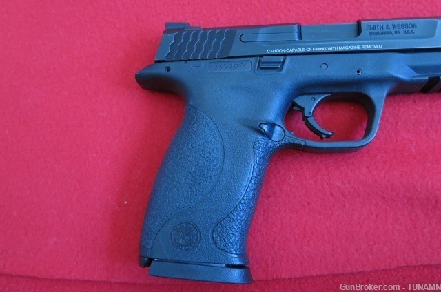 Smith&Wesson M&P 45 With A 4"Barrel Melonite Finish Polymer Frame 98% Nice-img-4