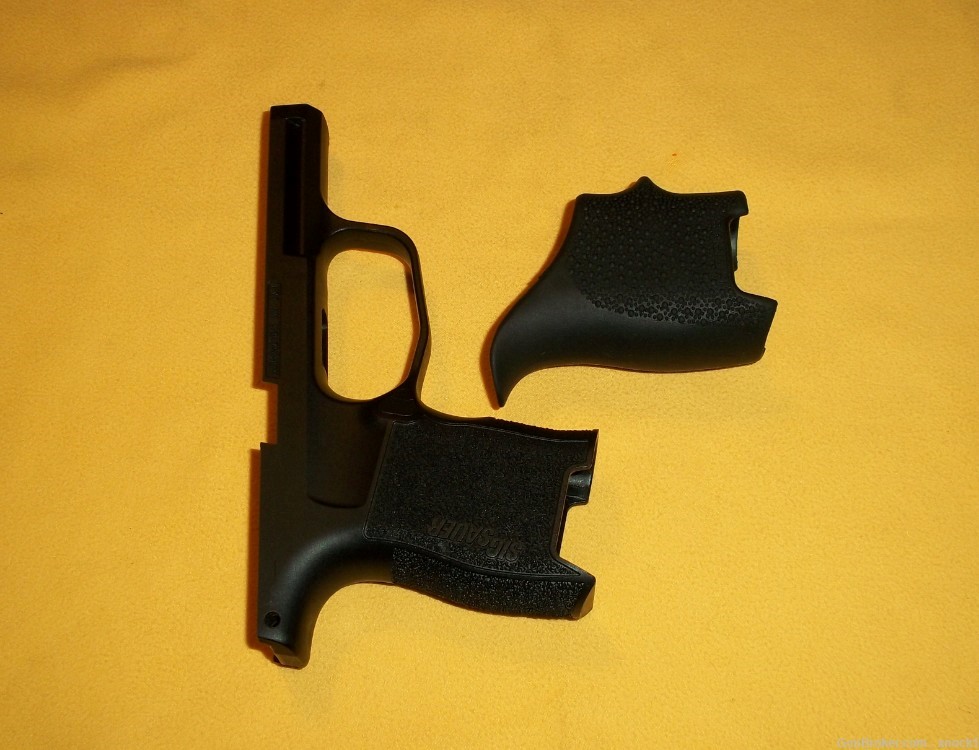 Sig Sauer P365 Grip Module- Hogue  Grip- Three 9mm 10 Round Magazines -img-2