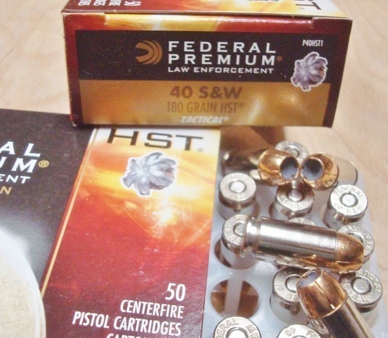 200 Federal .40s&w HST 180 gr JHP .40 Tactical P40HST1 ammunition-img-1