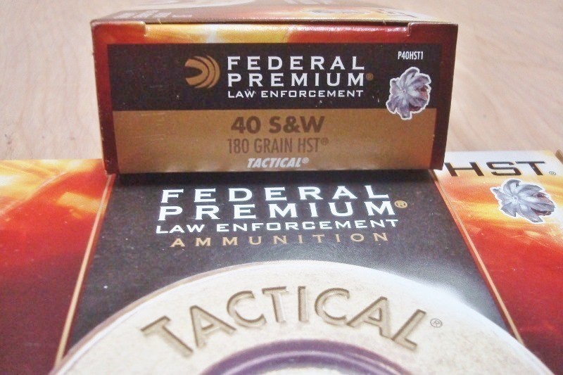 200 Federal .40s&w HST 180 gr JHP .40 Tactical P40HST1 ammunition-img-3