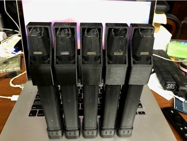 Glock 21/17/19/26 9mm/40S&W - Wall Mounted 5x Mag Holders-img-0
