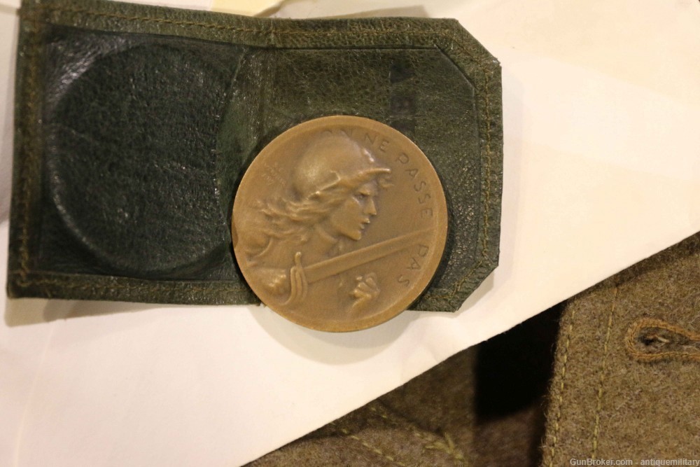 US WW1 Jacket & Verdun Coin in pocket-img-8