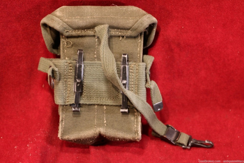 US M16 Magazine Pouch - Holds two mags and grenades-img-1