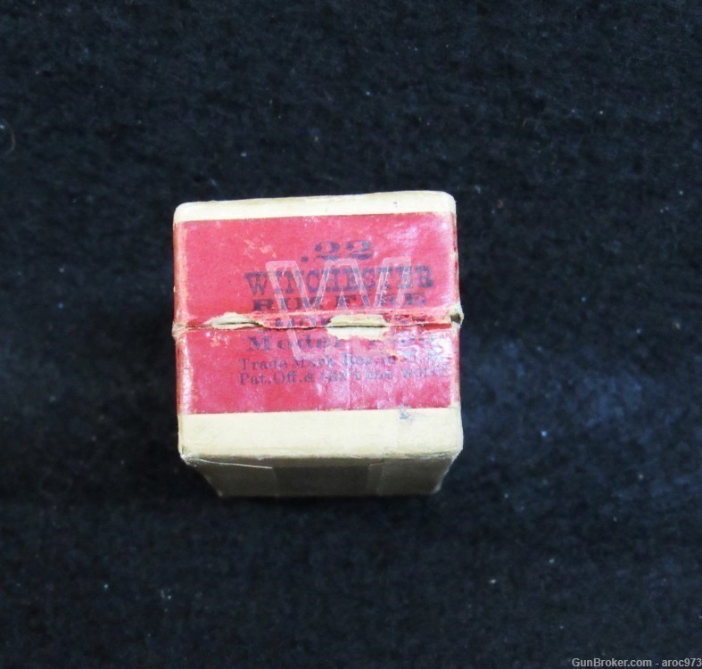 Winchester .22 W.R.F.  Early Red Box   Full  Nice  ammo-img-3