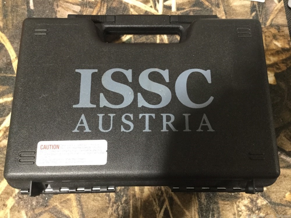 ISSC Austria M22 box and magazine -img-0