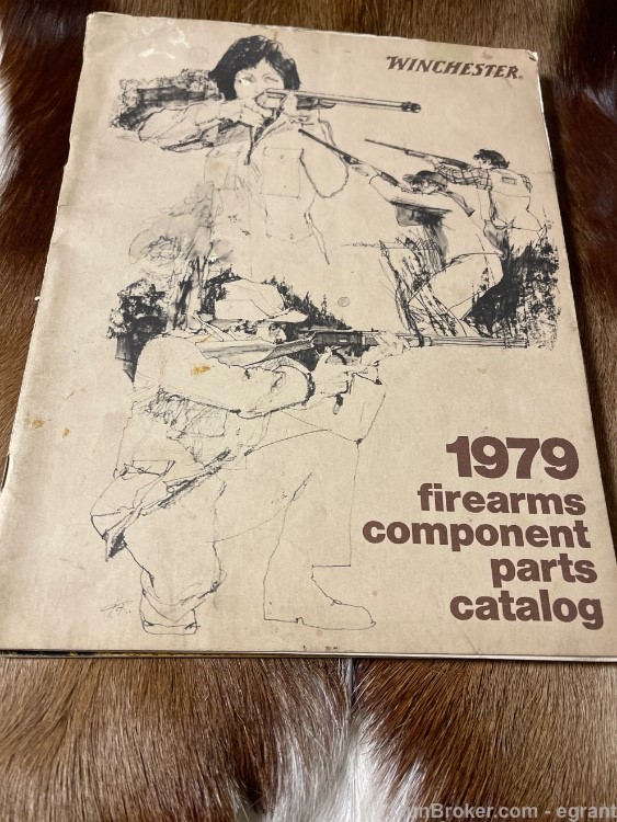 2 Winchester catalog  1979 & 1955-img-4