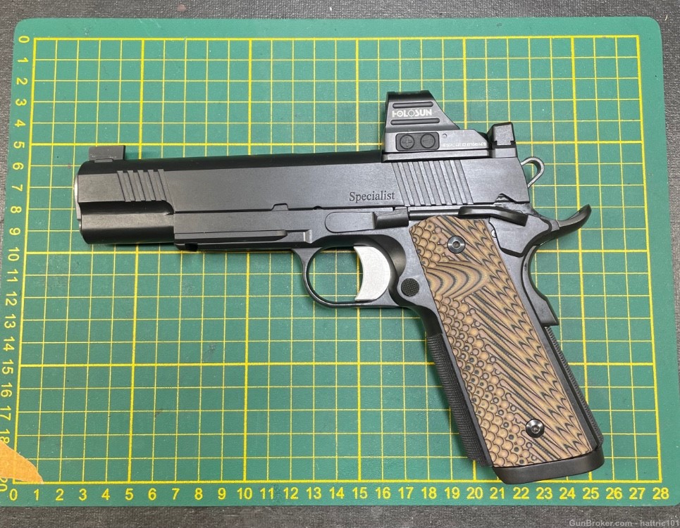Dan Wesson Specialist Optic Ready 1911 with Holosun green dot -img-3