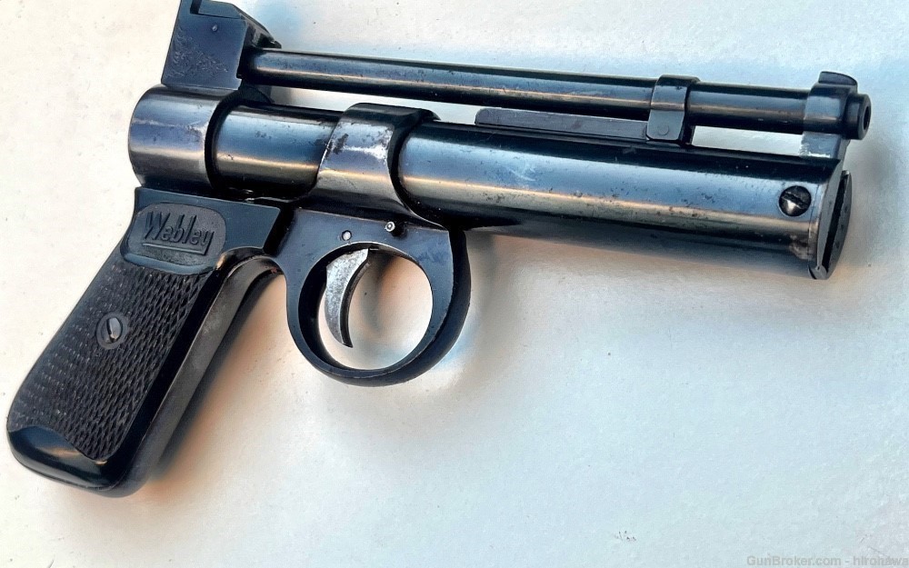 Engraved Webley Junior .177 Pellet Gun Air Pistol-img-0