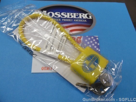 FREE SHIPPING Mossberg Logo Cable Trigger Lock-img-0