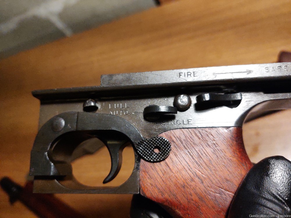 Thompson 1928A1 Machine gun Dealer sample-img-11