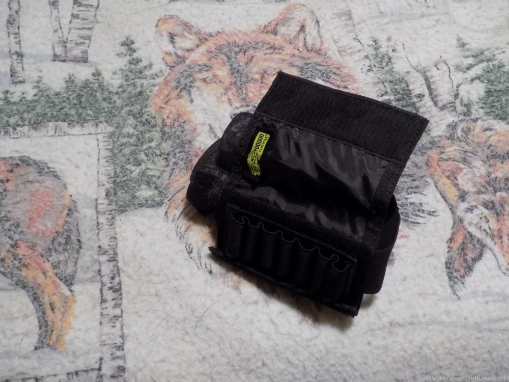 cheek rest with ammo pouch -img-1